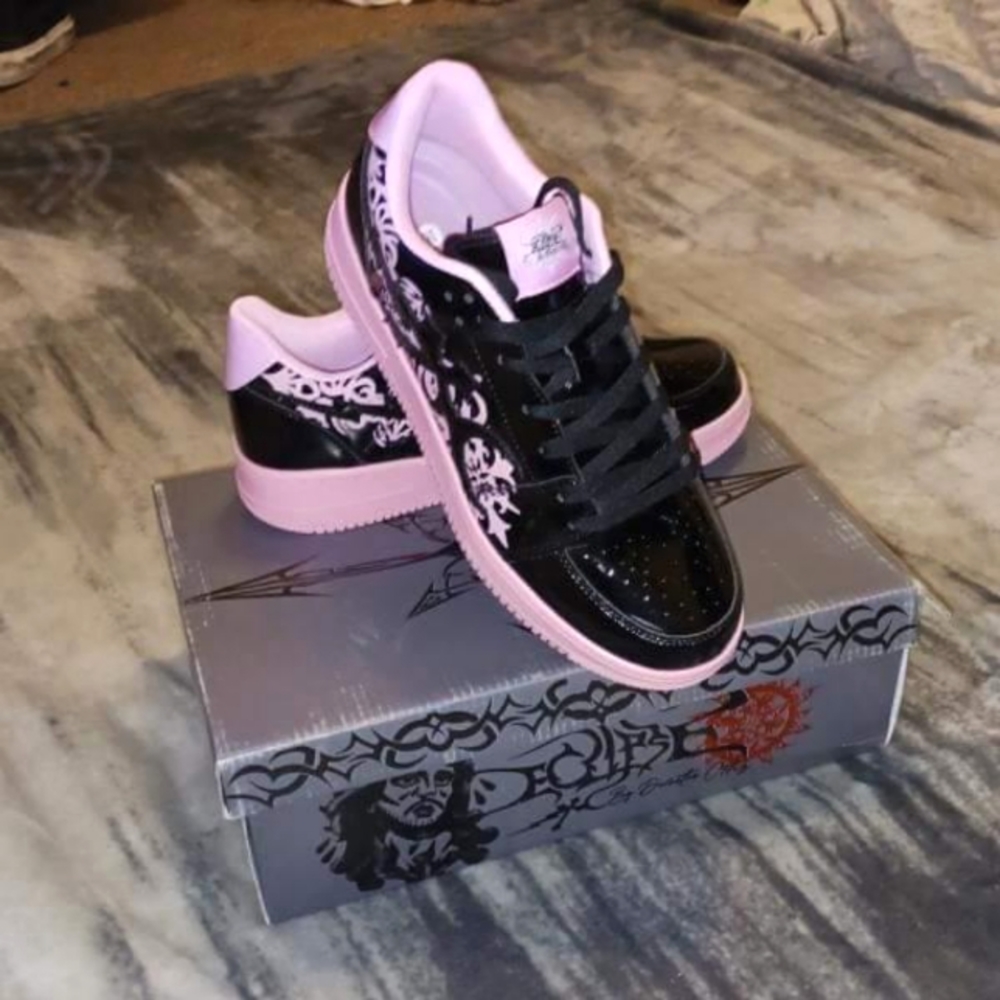 Eternal Artwear Itxcgel Pink Eclipse Patent Leather Shoes